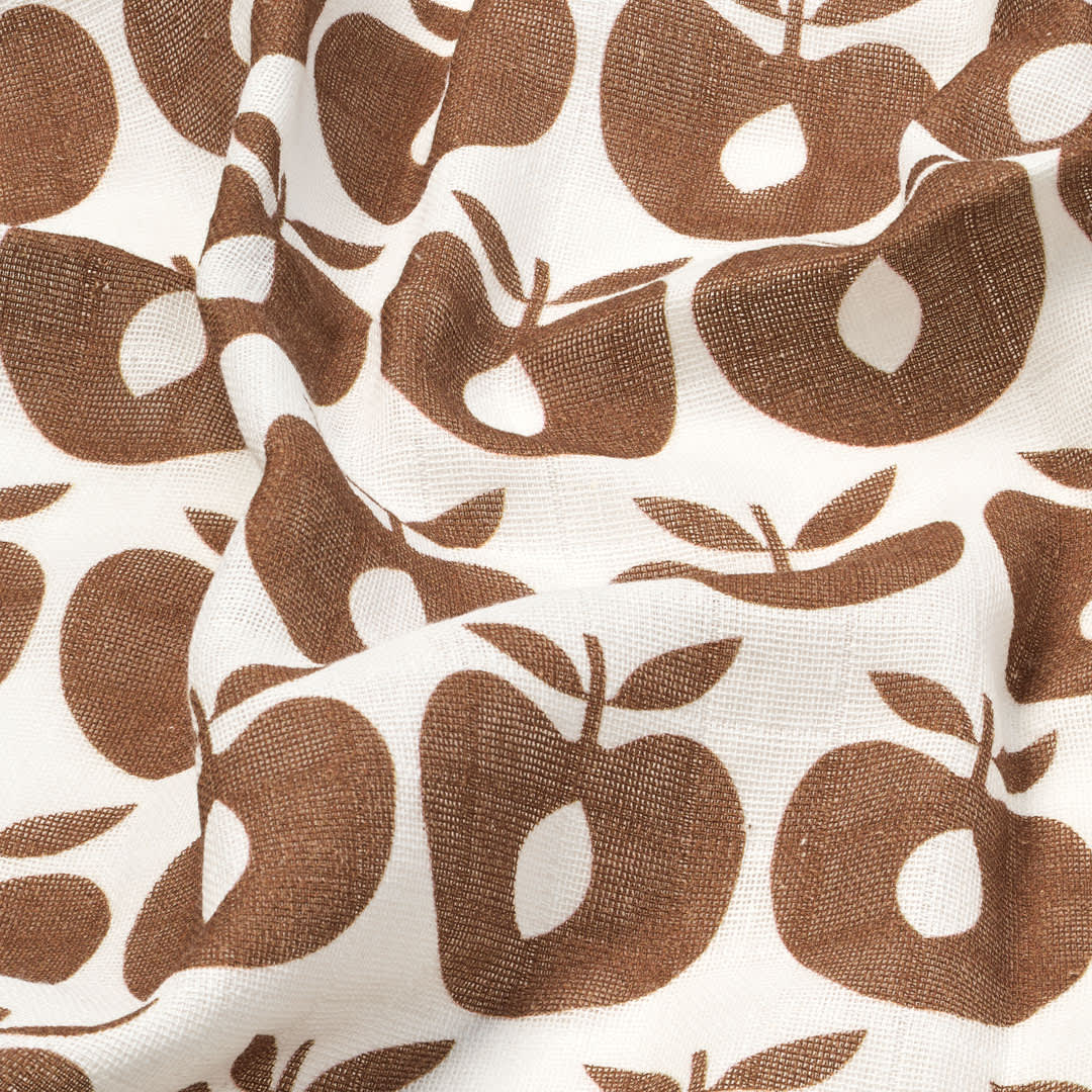 3 packs of muslin cloths with apples