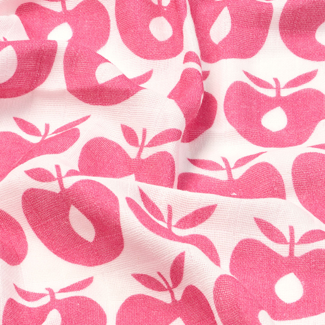 3 packs of muslin cloths with apples