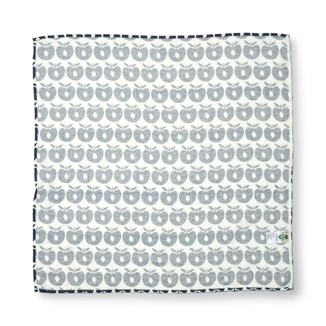 3 packs of muslin cloths with apples