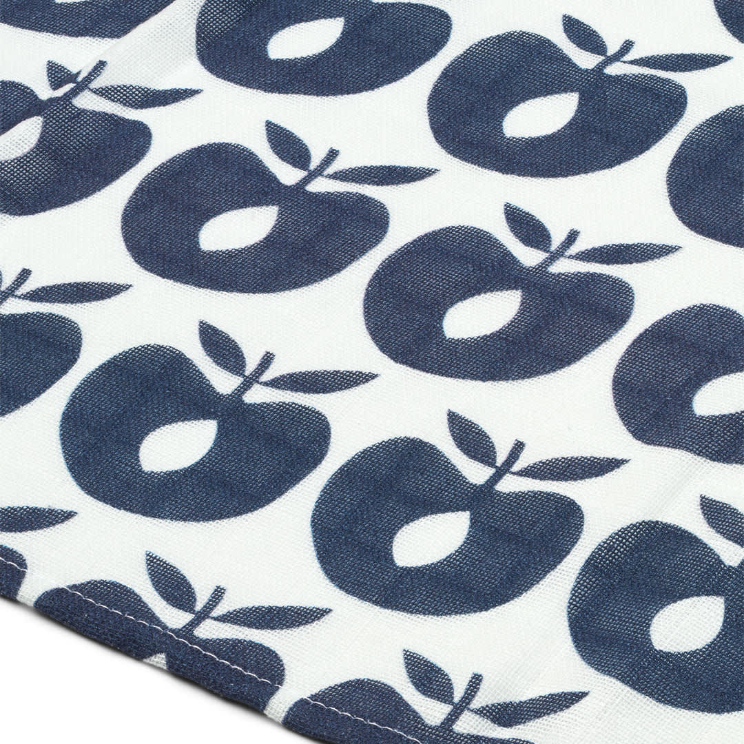 3 packs of muslin cloths with apples