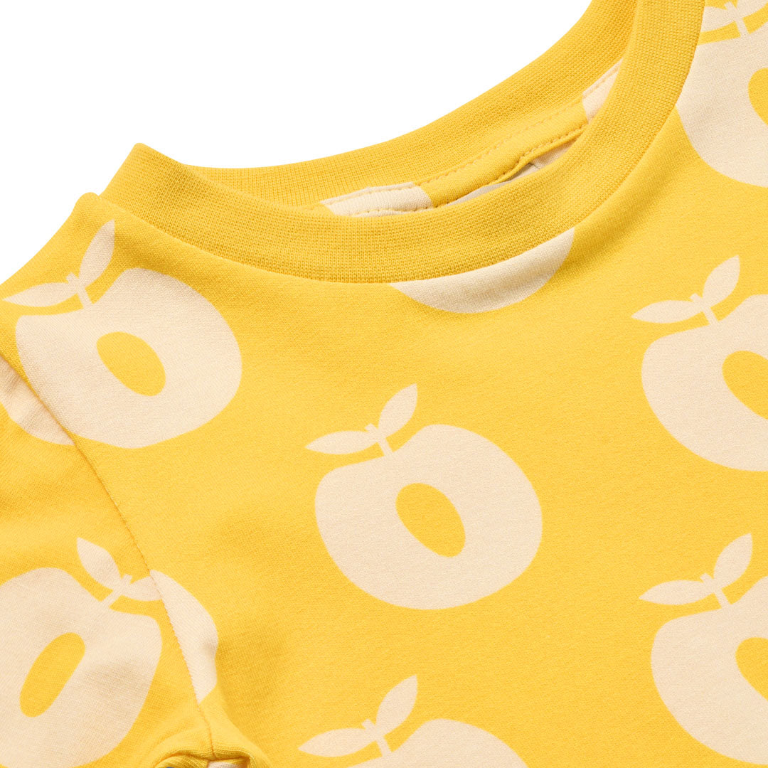 Elstar long-sleeved top with apples