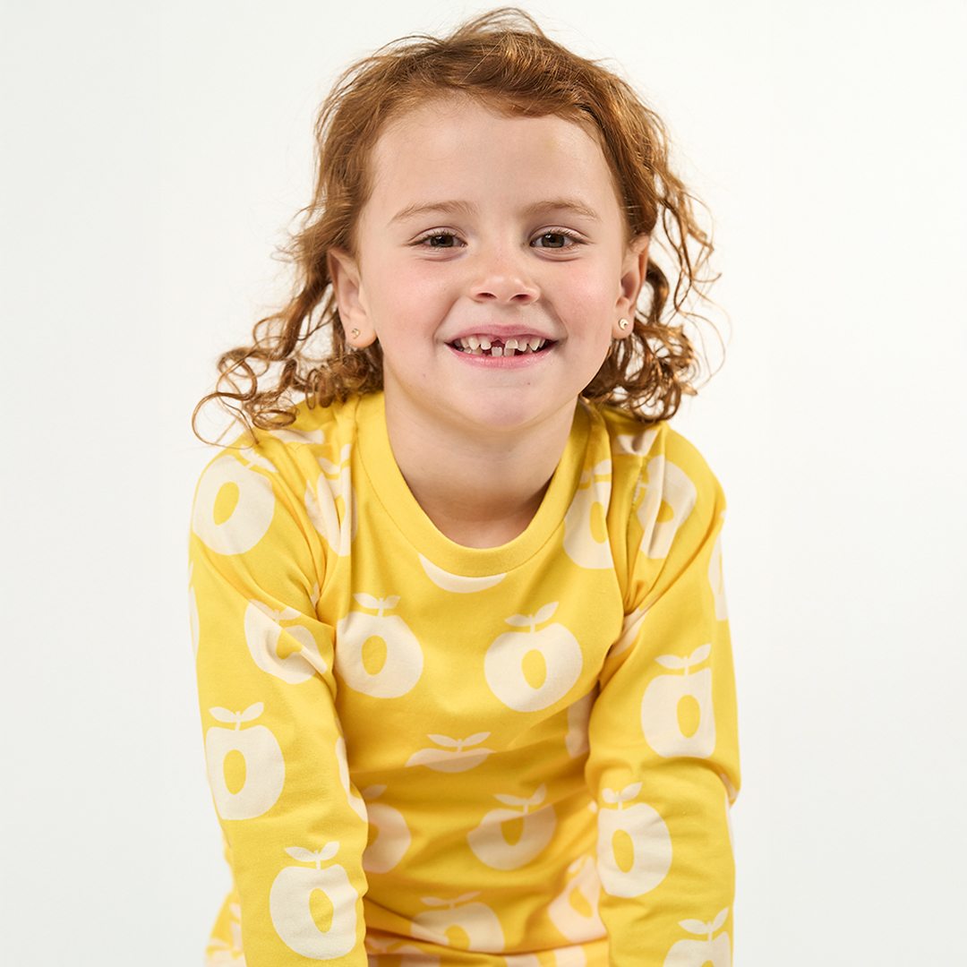 Elstar long-sleeved top with apples