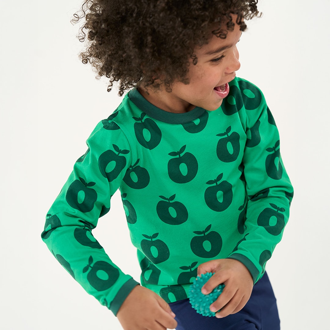 Elstar long-sleeved top with apples