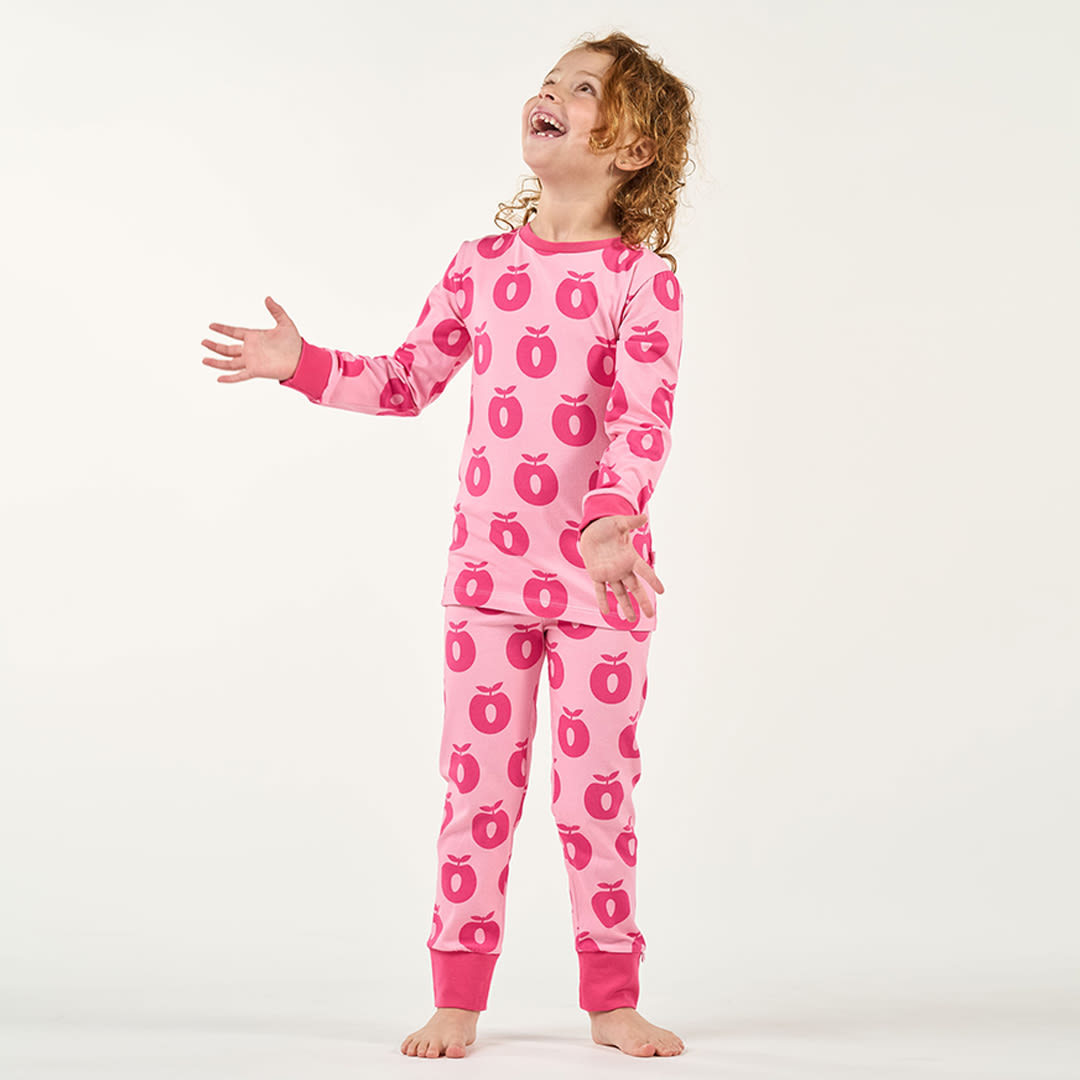 Jubilee nightwear set with apples