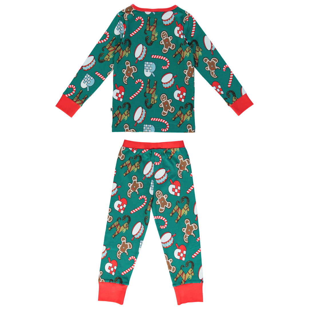 Nightwear set with Christmas decorations