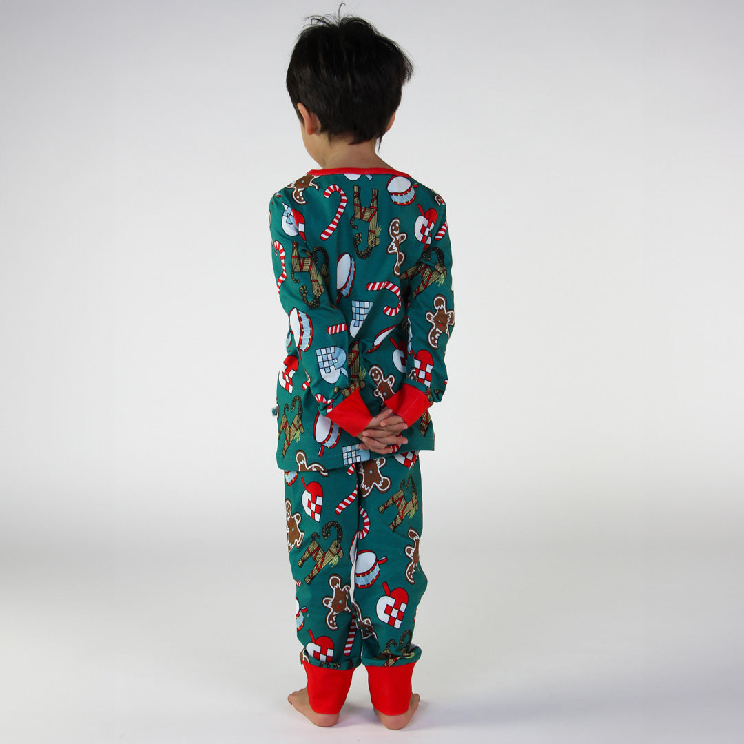 Nightwear set with Christmas decorations