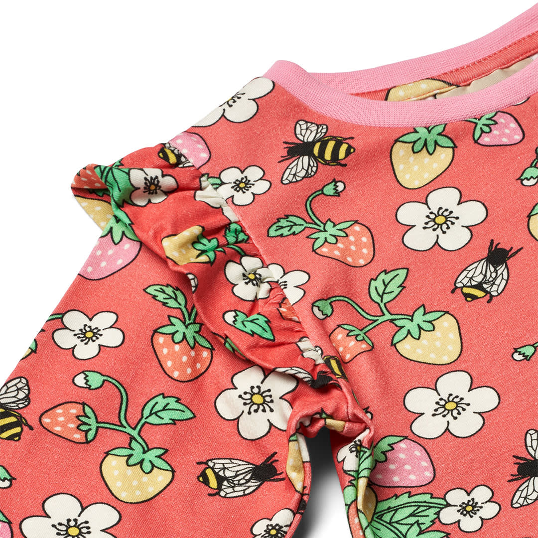 Long-sleeved top with strawberries