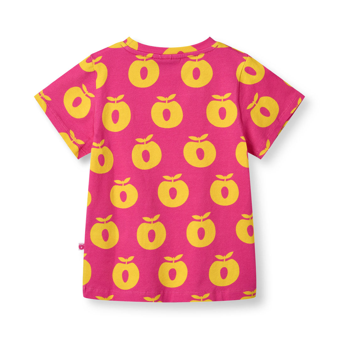 T-shirt with apples