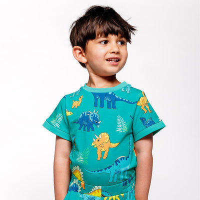T-shirt with dinosaurs