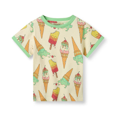 T-shirt with ice cream