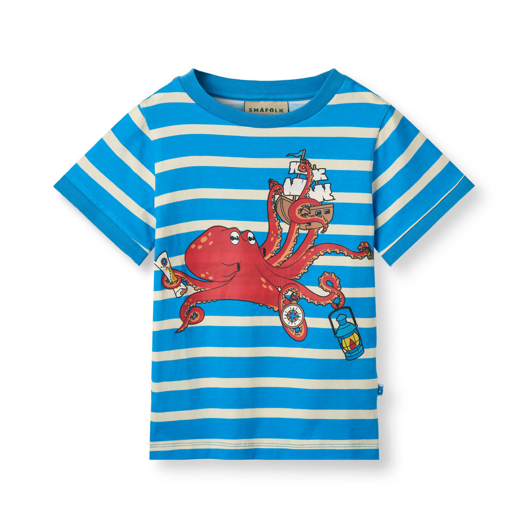 T-shirt with octopus