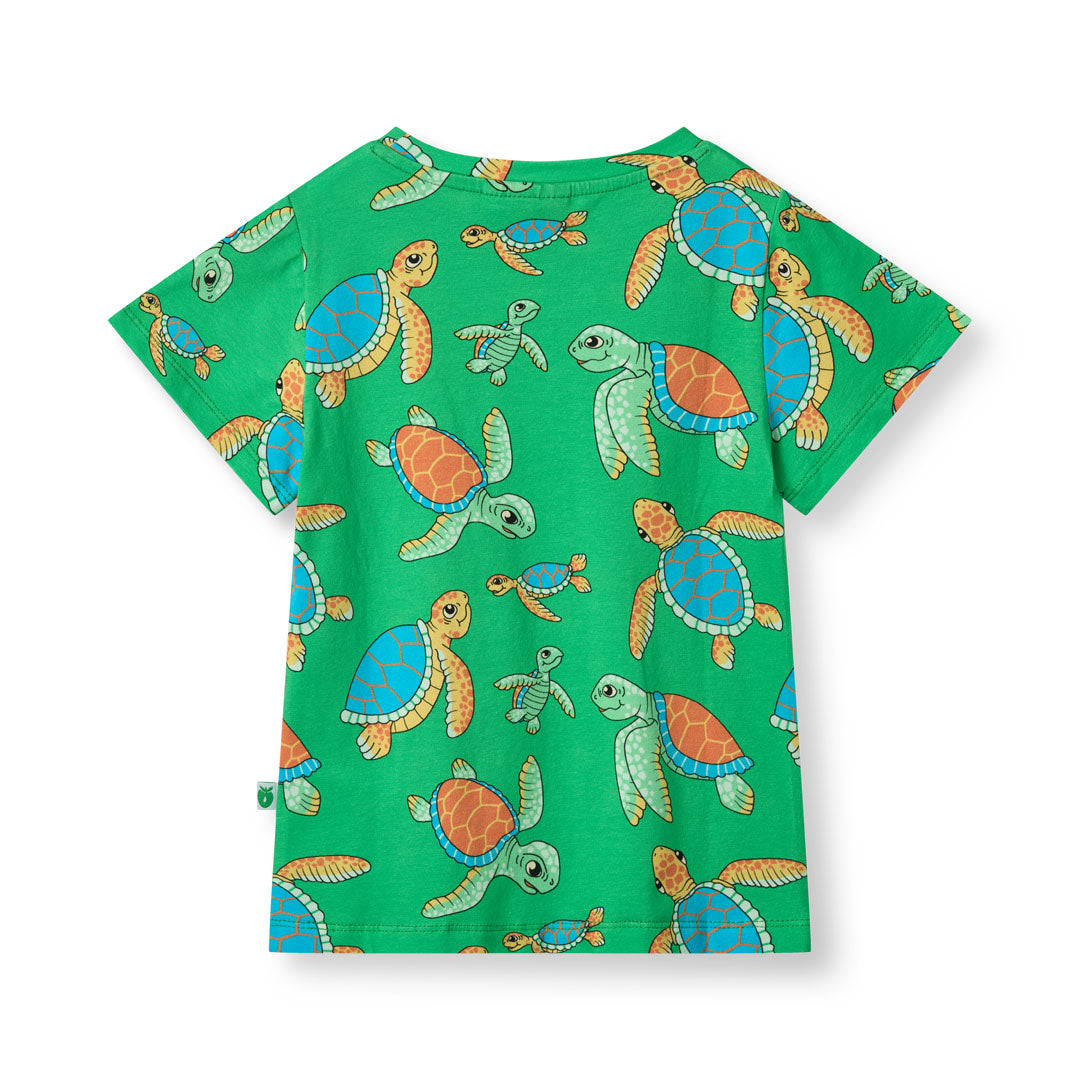 T-shirt with sea turtles