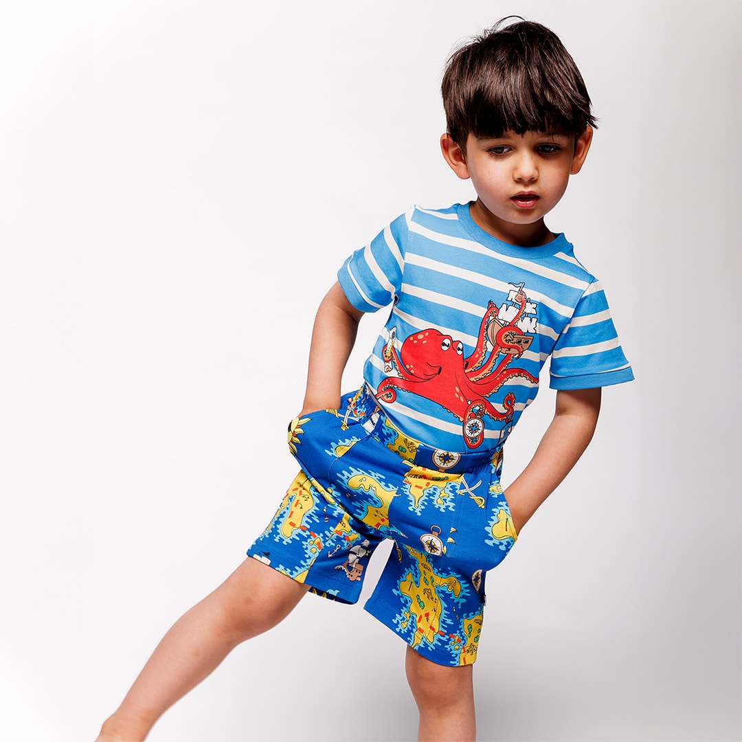 Shorts with pirate map