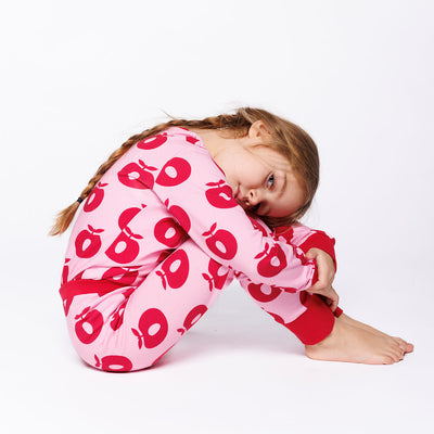 Jubilee nightwear set with apples