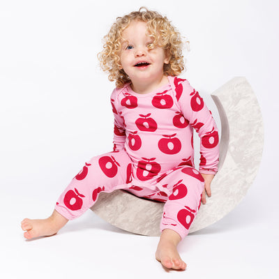Ulm long-sleeved baby suit with apples
