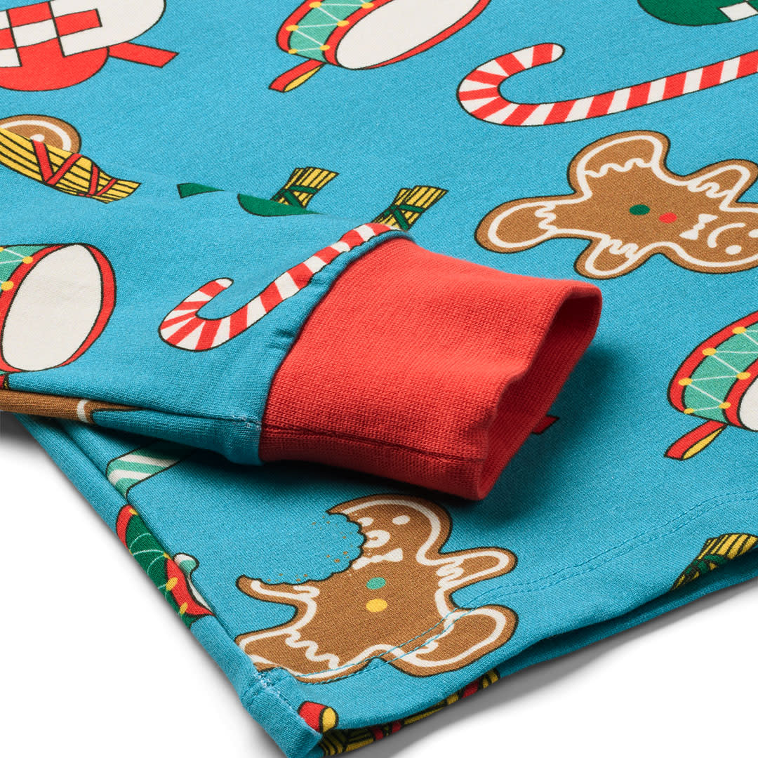 Jubilee nightwear set with Christmas decorations