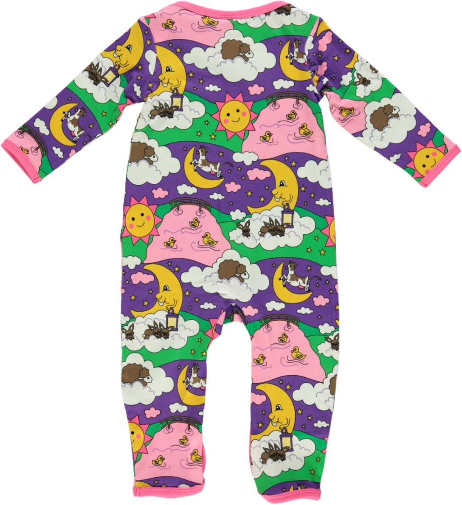 Long-sleeved baby suit with night landscape