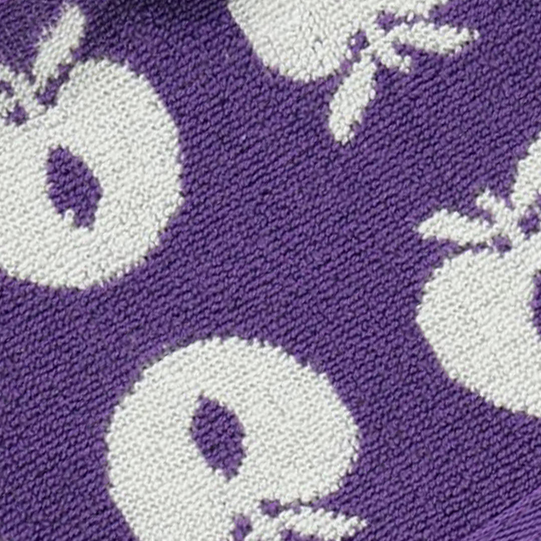 2 packs of small bibs with apples