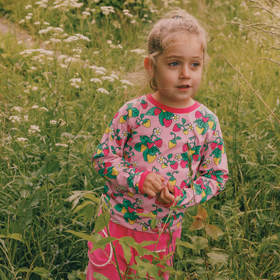 Elstar long-sleeved top with strawberries
