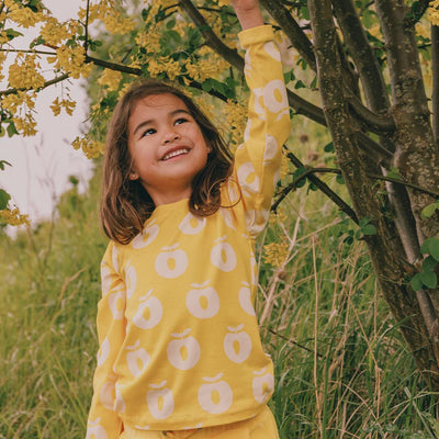 Elstar long-sleeved top with apples