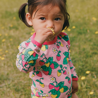 Elstar long-sleeved baby body with strawberries