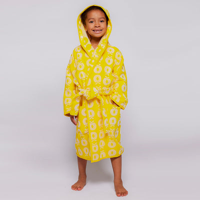 Bathrobe with apples