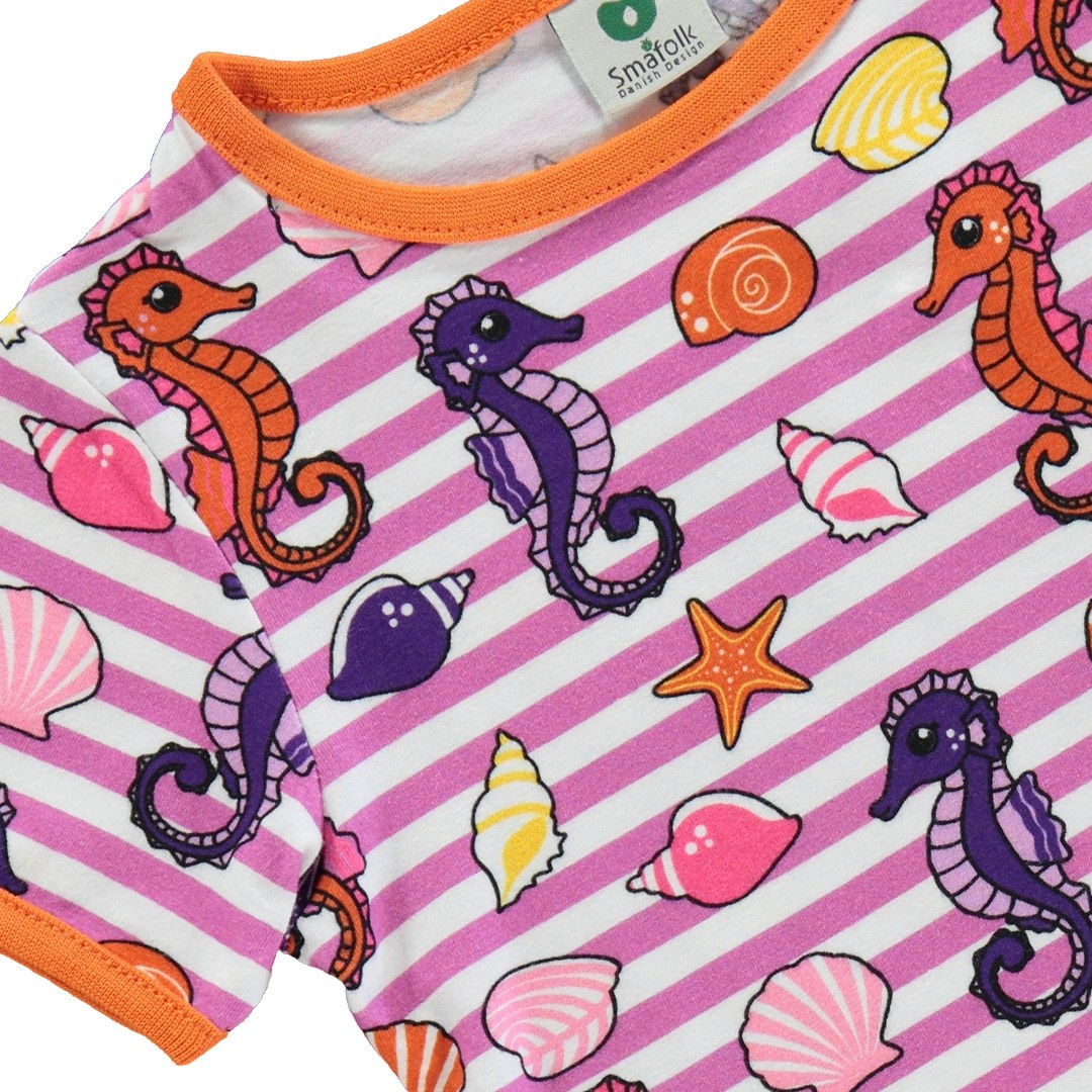 T-shirt with seahorses