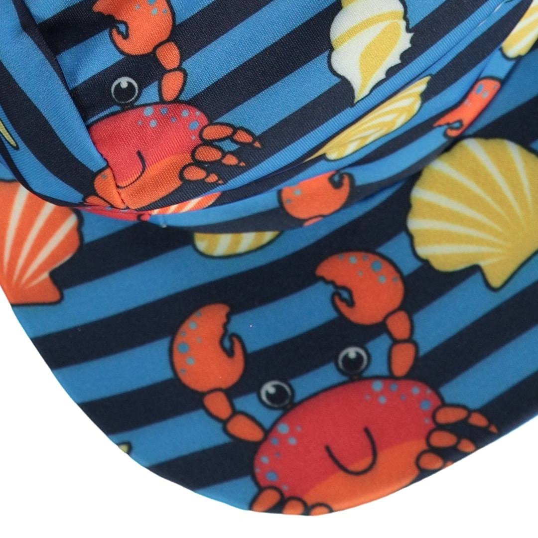 UV50 sun hat with crabs