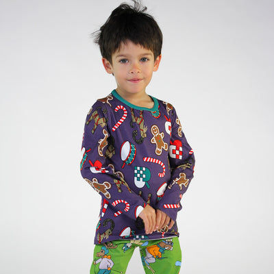 Long-sleeved top with Christmas decorations