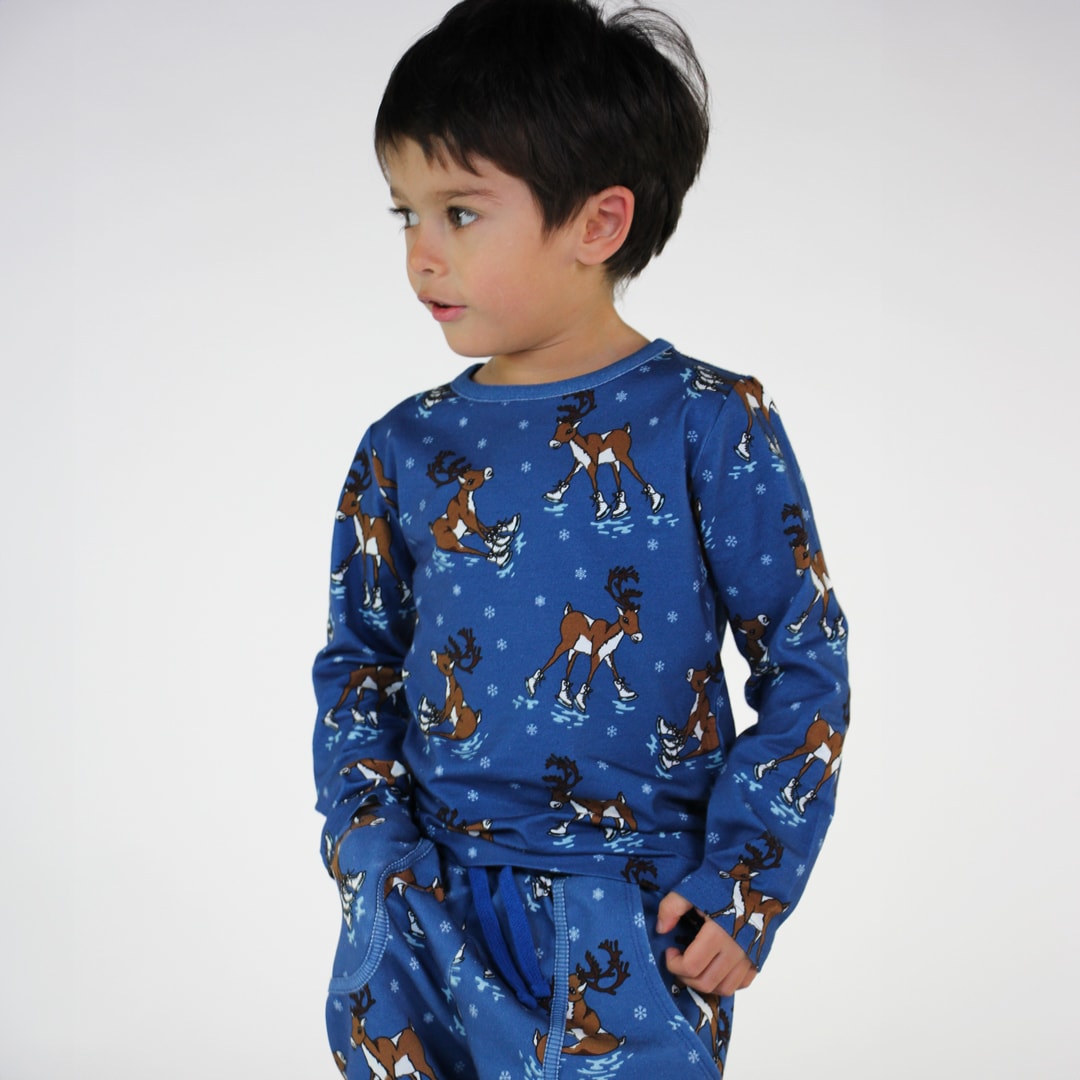 Long-sleeved top with reindeer