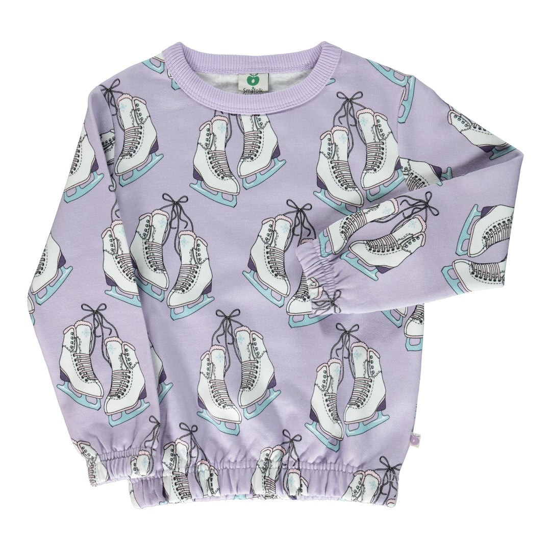 Sweatshirt with ice skates