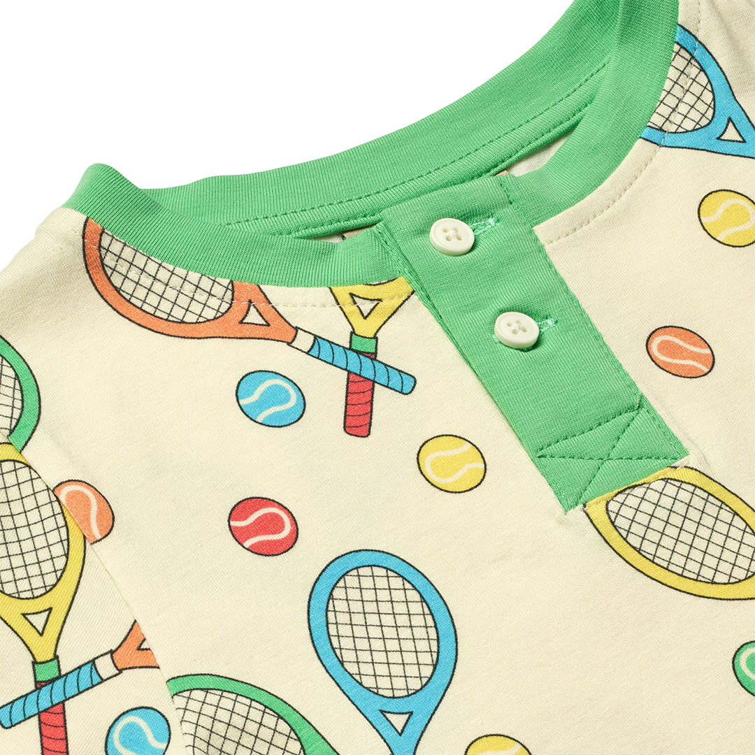 T-shirt with rackets