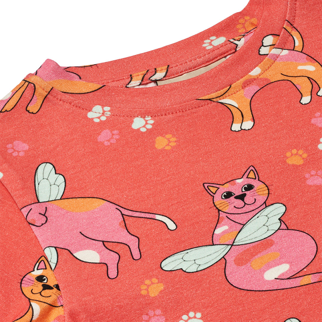 T-shirt with cats