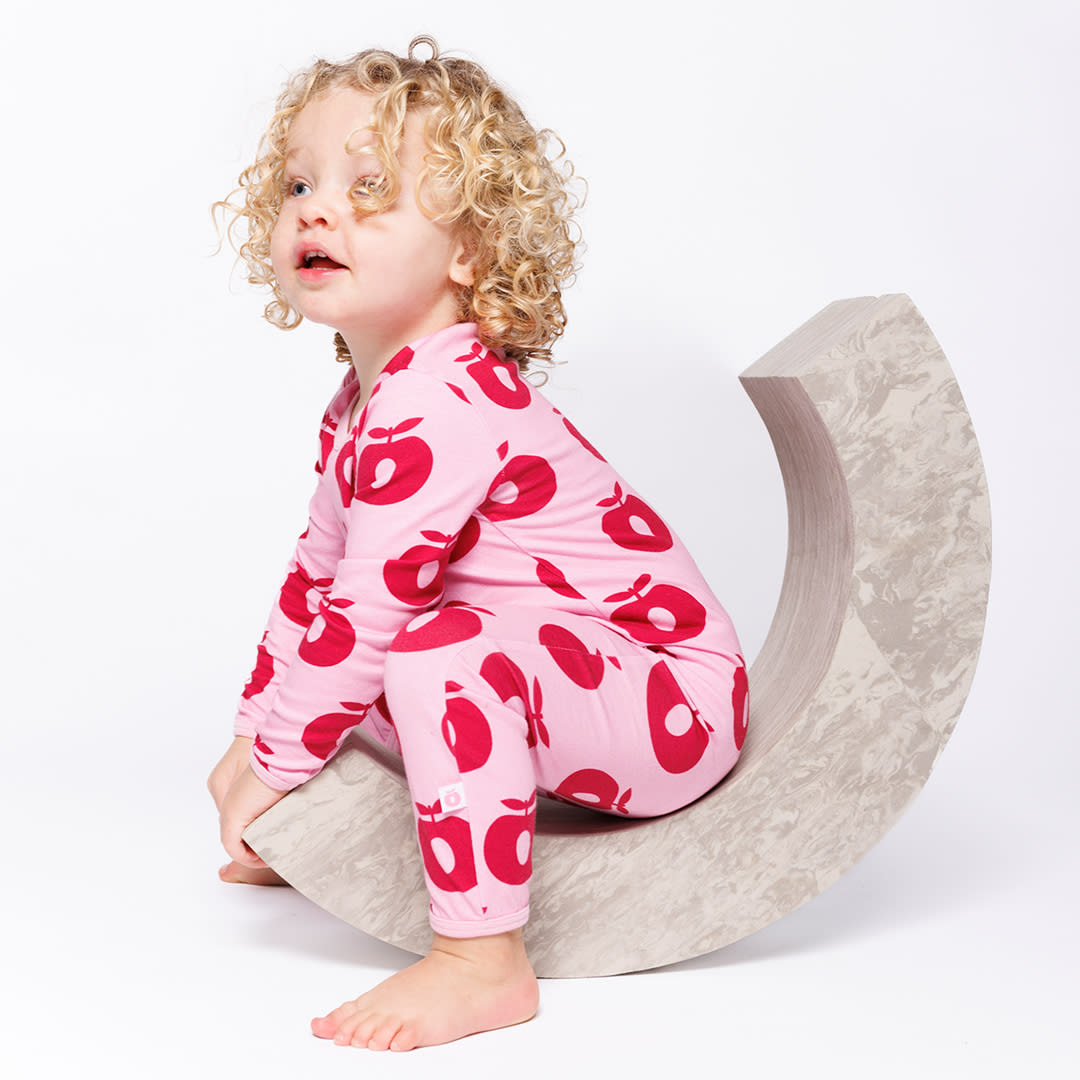 Ulm long-sleeved baby suit with apples