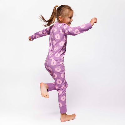 Jubilee nightwear set with apples
