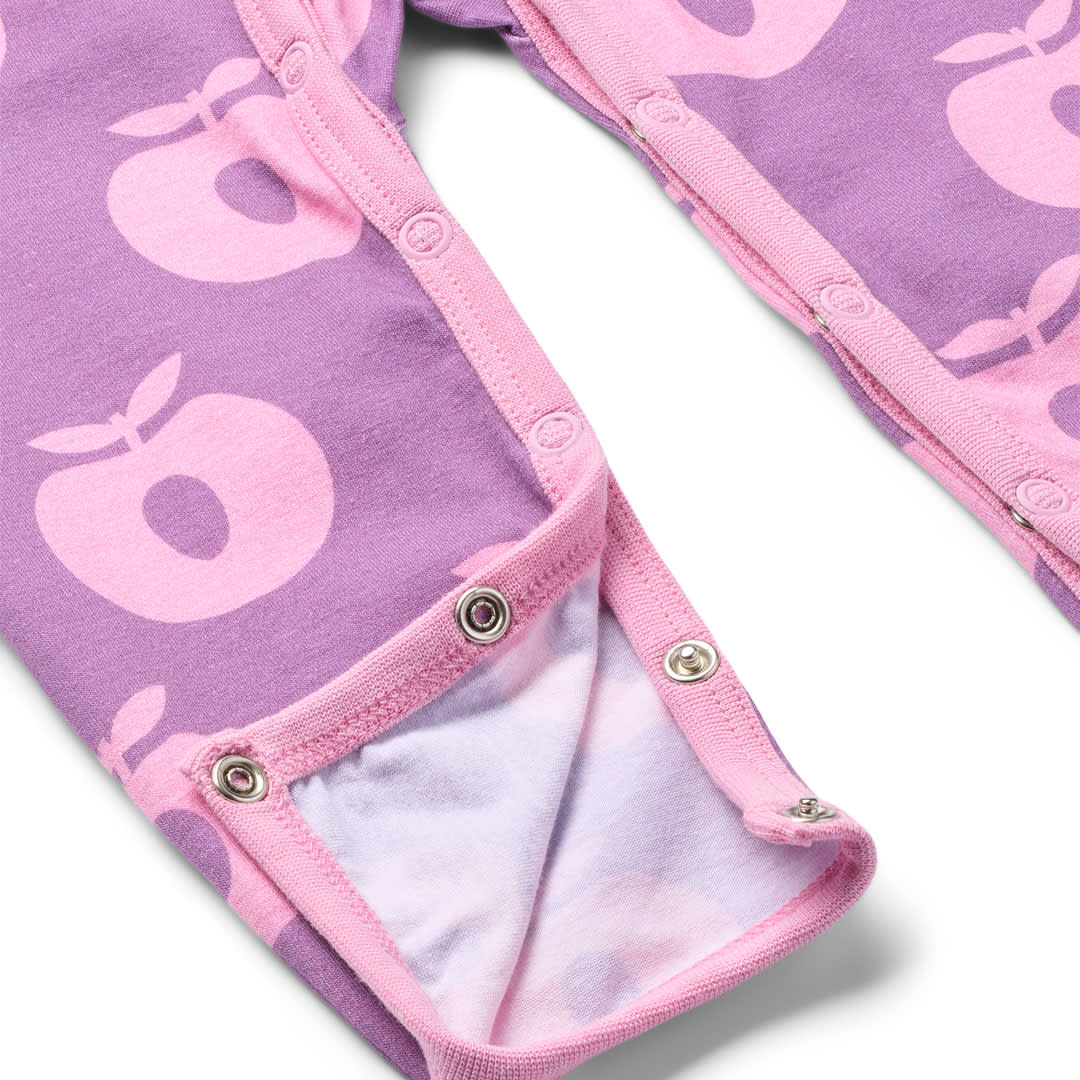 Ulm long-sleeved baby suit with apples