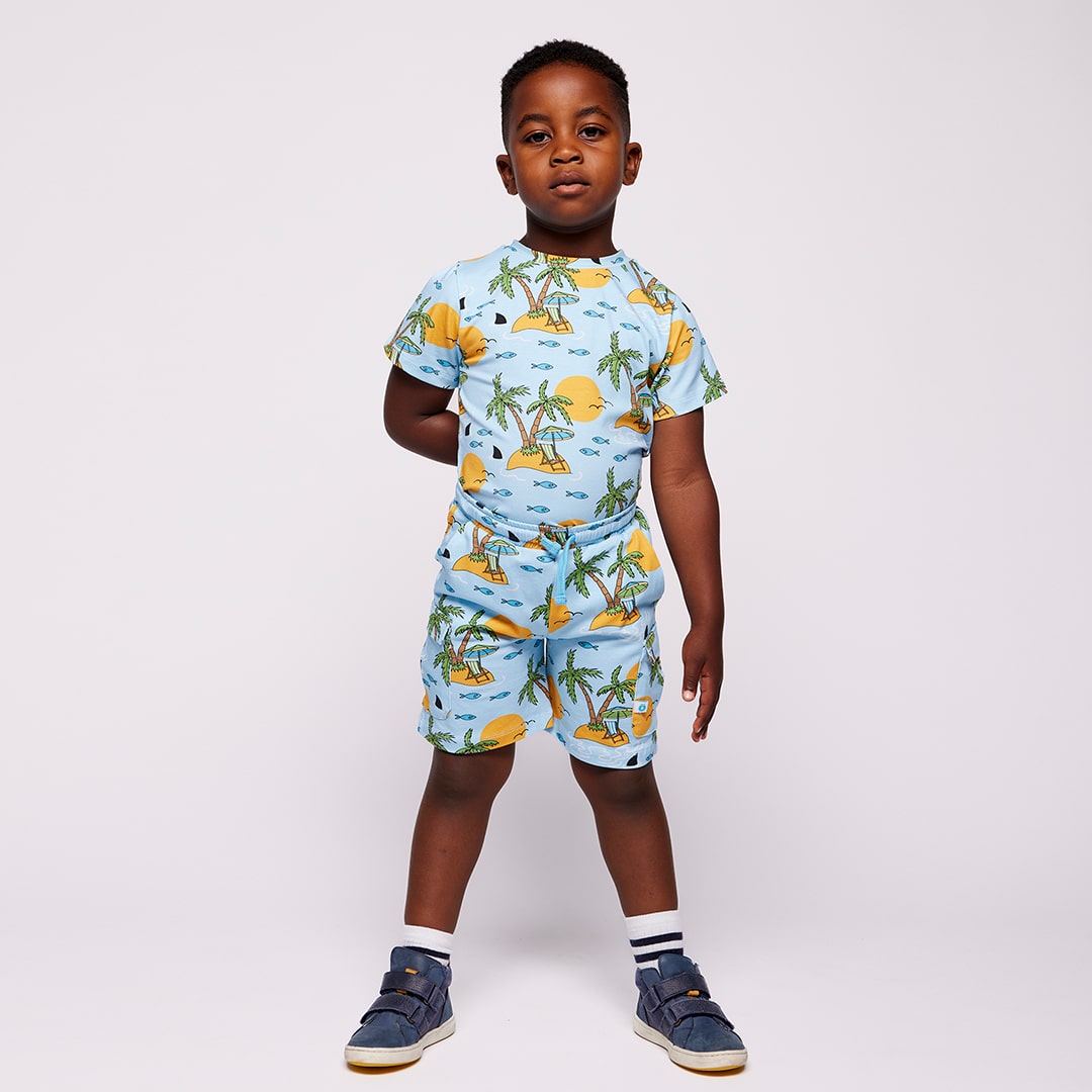 Vogt shorts with tropical island