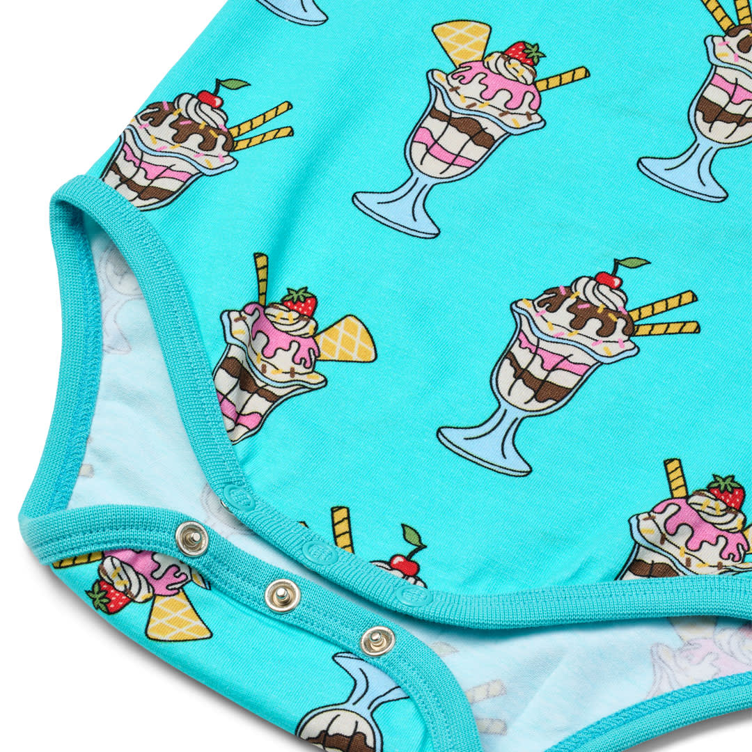 Ulm short-sleeved baby body with sundaes