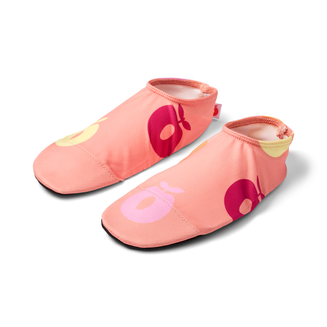 UV50 bathing shoes for children with apples