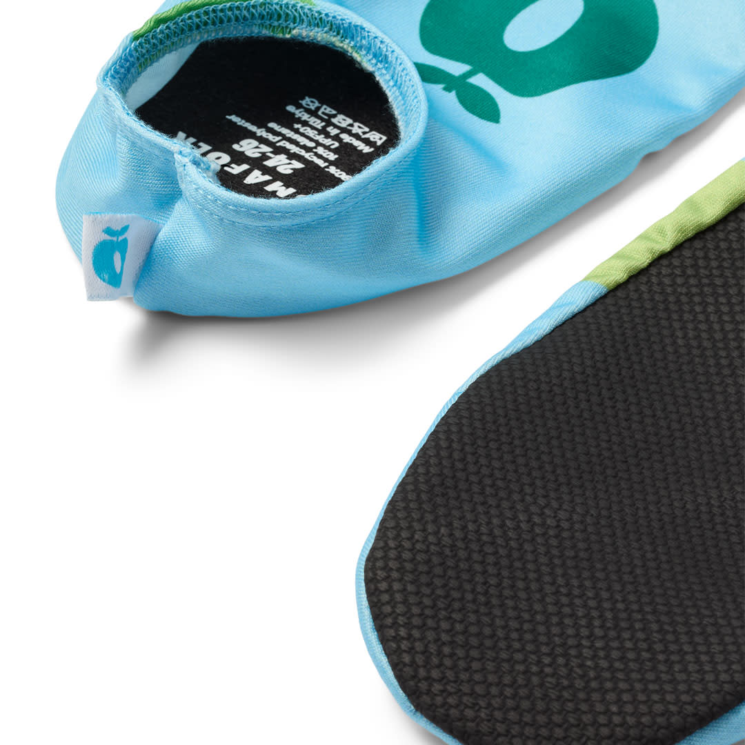 UV50 bathing shoes for children with apples