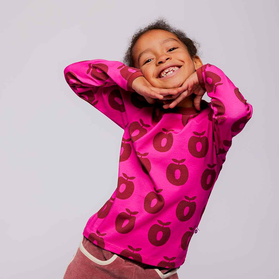 Elstar long-sleeved top with apples