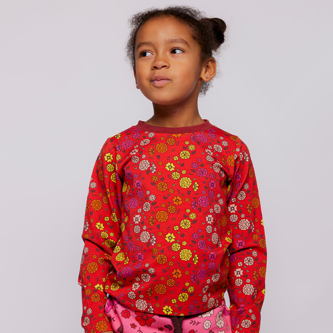 Gala long-sleeved blouse with flowers