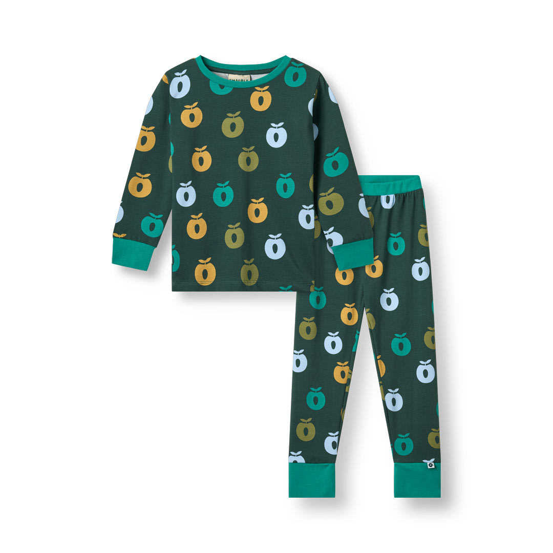 Jubilee nightwear set with apples