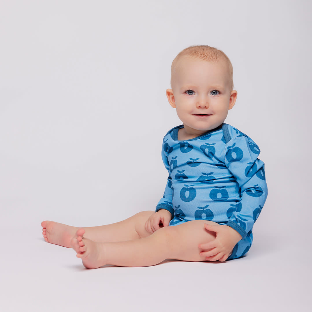 Ulm long-sleeved baby body with apples