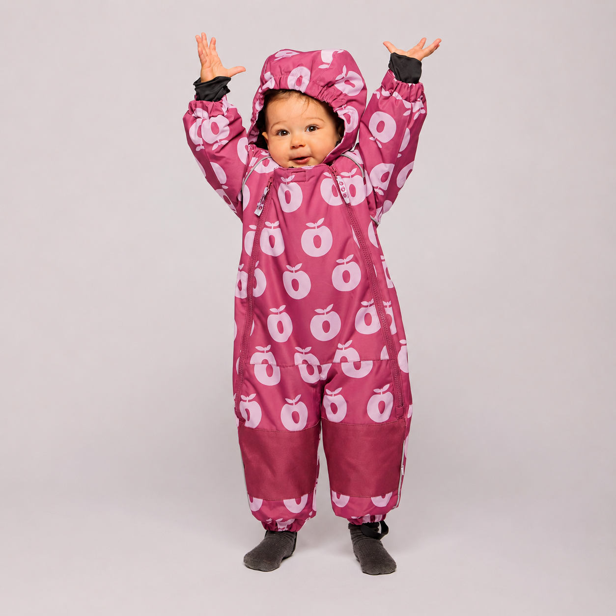 Snowsuit for toddlers with apples