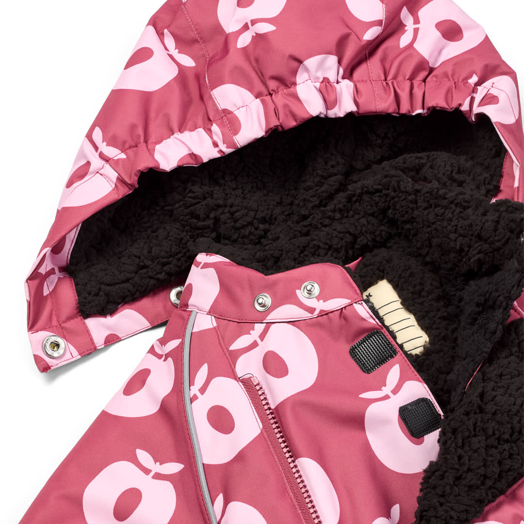 Snowsuit for toddlers with apples