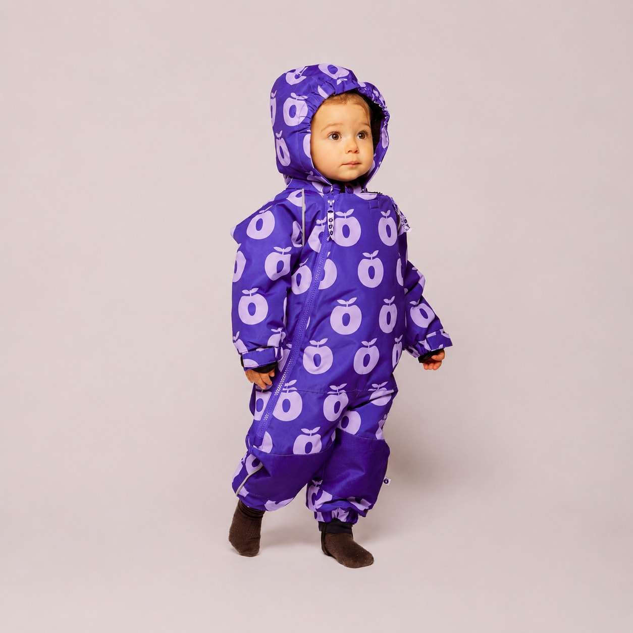 Snowsuit for toddlers with apples