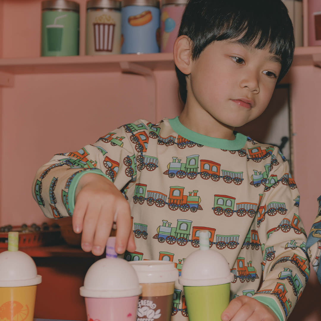 Elstar long-sleeved top with trains