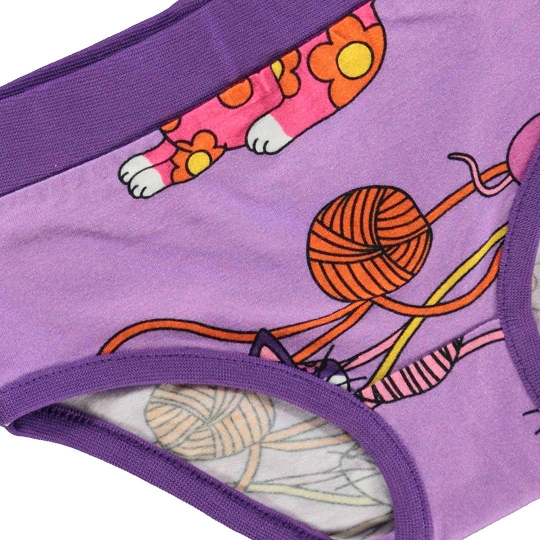 Underwear set with cats