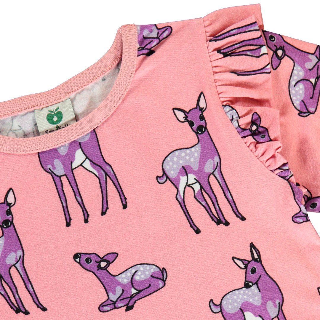 Long-sleeved top with deer